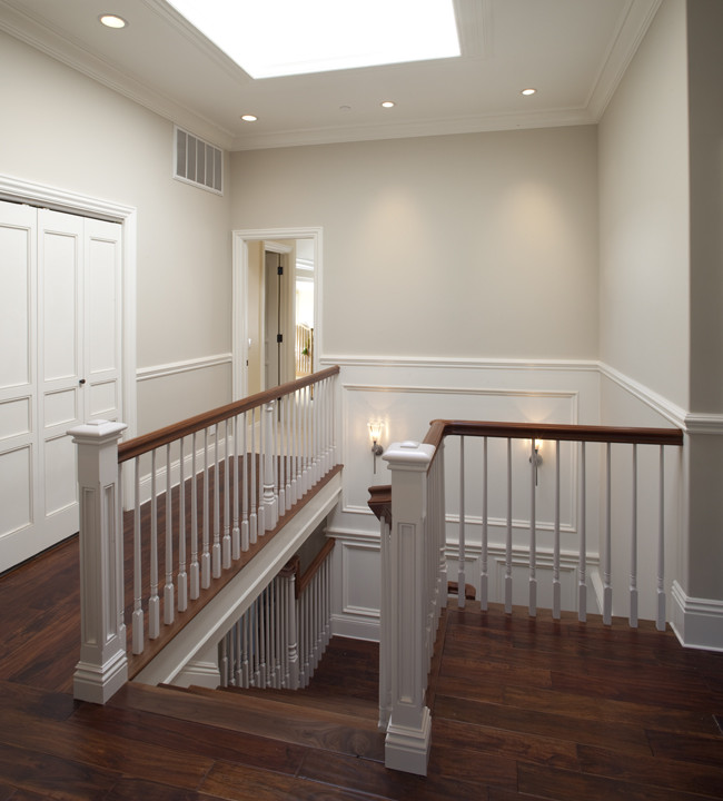 Elegant staircase photo in San Francisco