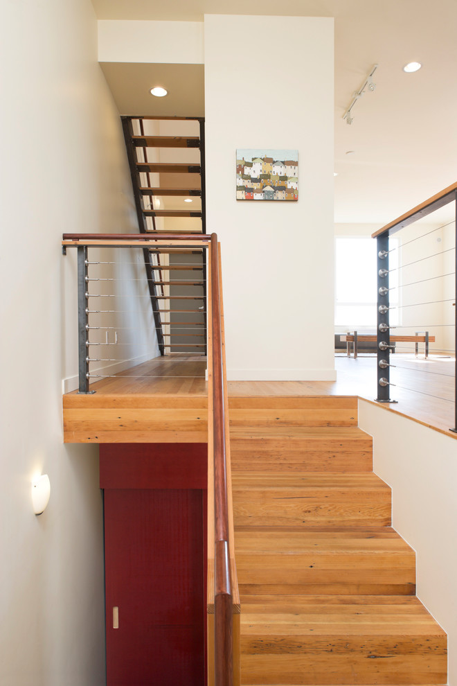 Стильный дизайн: лестница в современном стиле - последний тренд