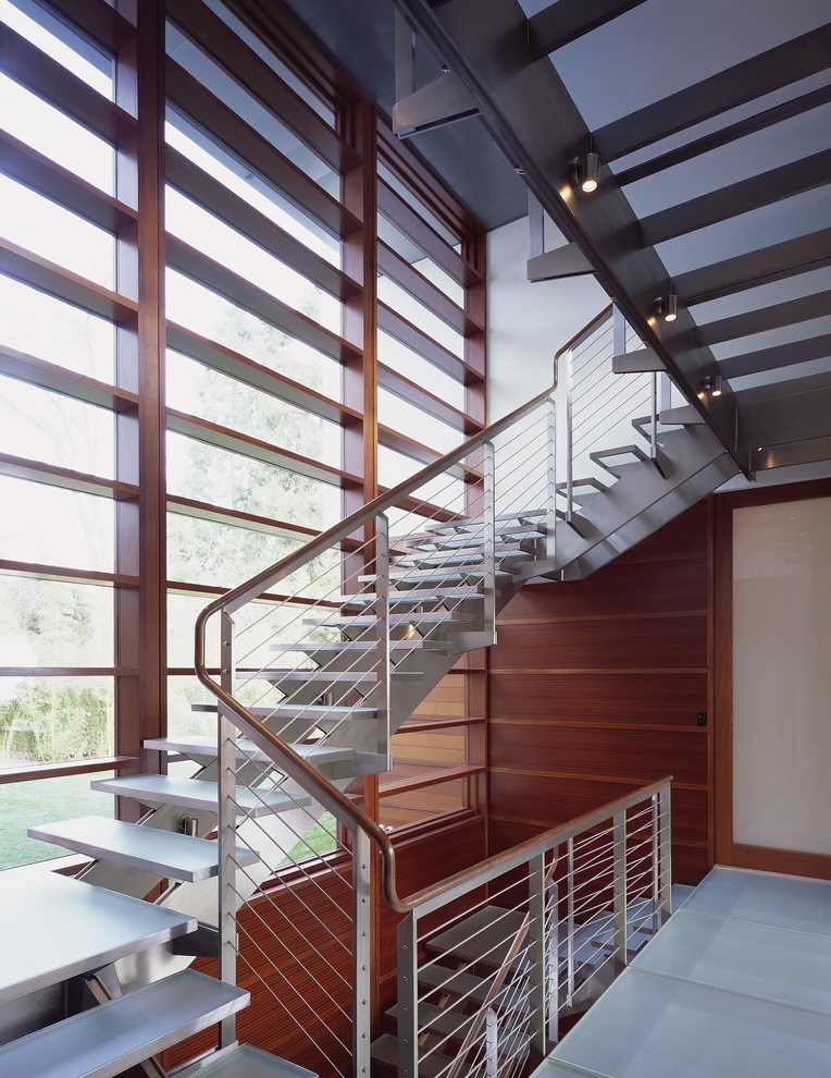 Idéer för en modern trappa, med öppna sättsteg
