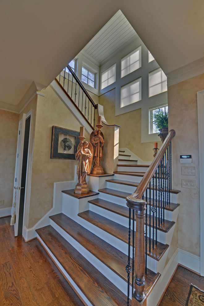 Design ideas for a classic staircase in Atlanta.