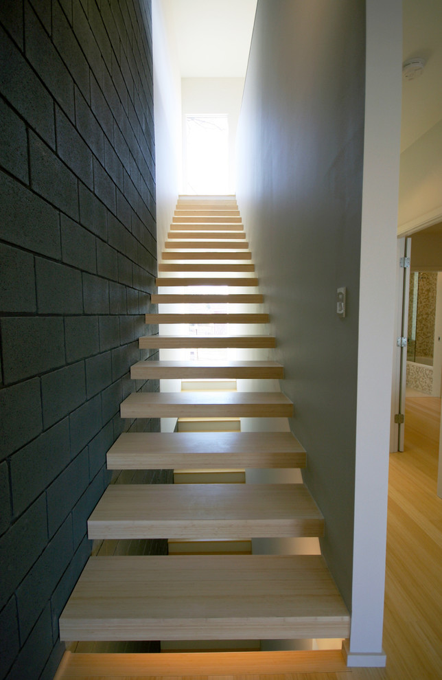 Idées déco pour un escalier flottant contemporain.
