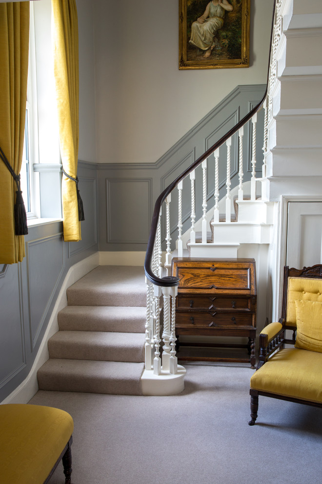 Design ideas for a traditional staircase spindle in Other.