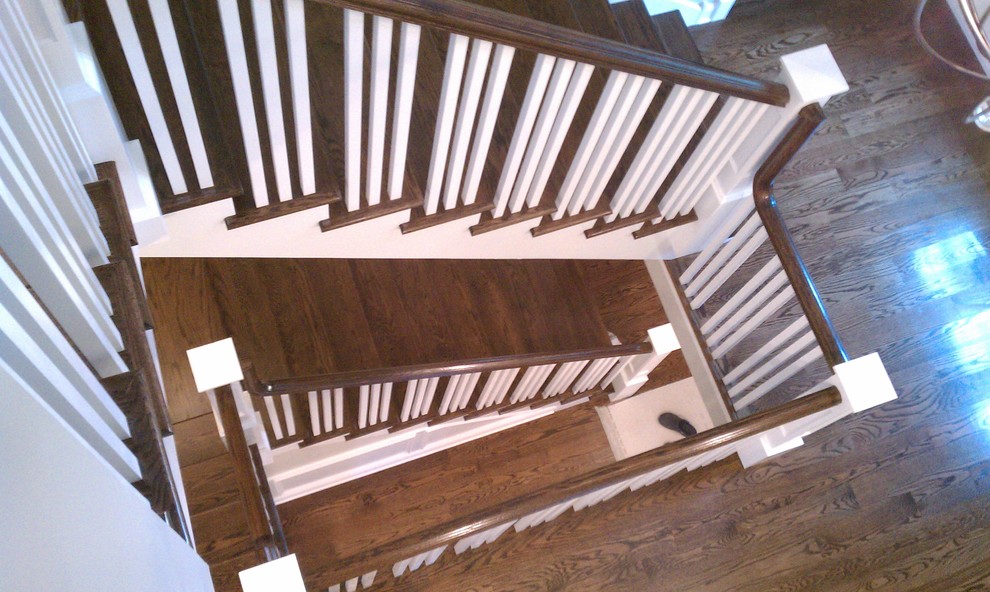Klassisk inredning av en trappa