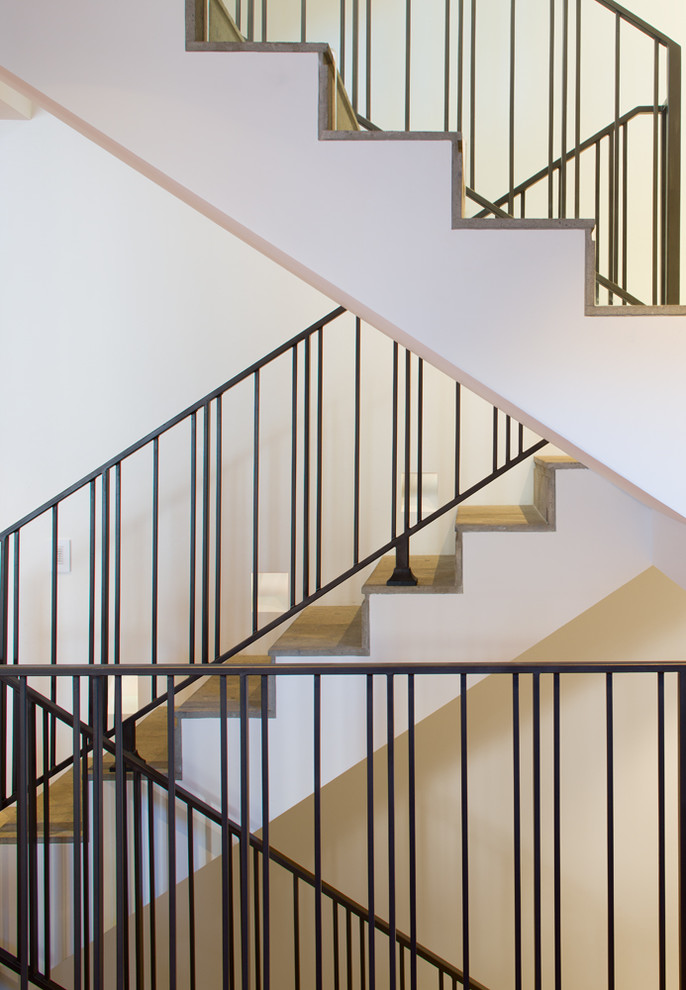 Источник вдохновения для домашнего уюта: п-образная бетонная лестница среднего размера в стиле неоклассика (современная классика)