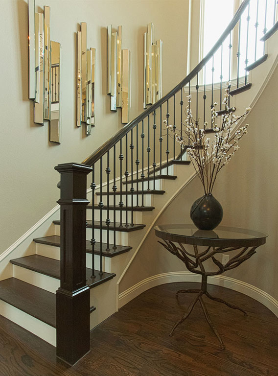 DIY Ideas to Transform Your Staircase Before the Holidays