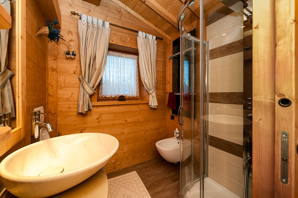 Идея дизайна: ванная комната в стиле рустика