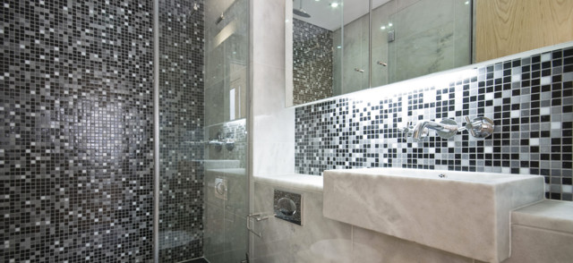 Mosaici in marmo e vetro - Modern - Bathroom - Venice - by Mya Design |  Houzz IE
