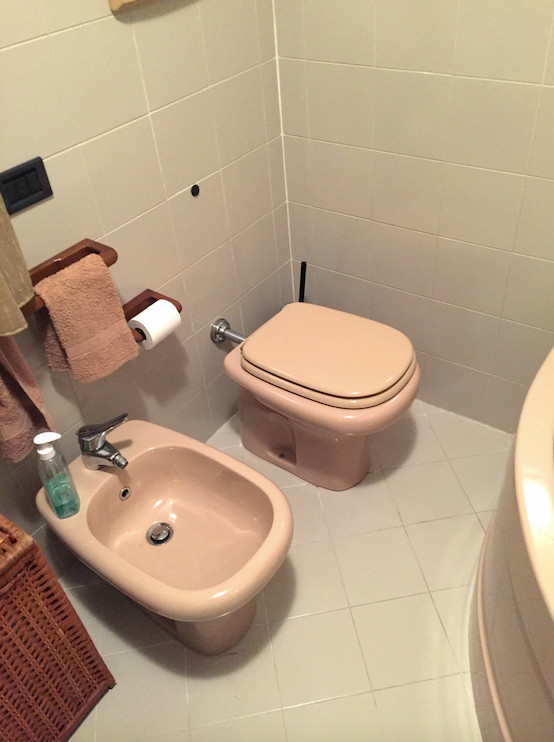 Immagine di una stanza da bagno padronale minimalista