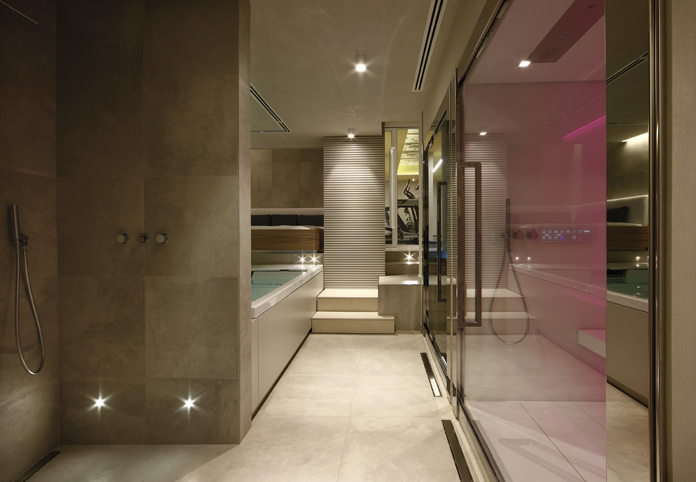 На фото: большая ванная комната в современном стиле с угловым душем, бежевой плиткой, керамогранитной плиткой и полом из керамогранита с