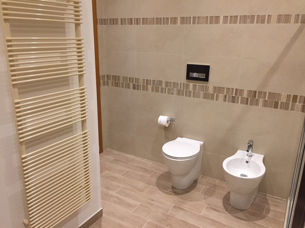 Idee per una stanza da bagno minimal con pavimento in gres porcellanato