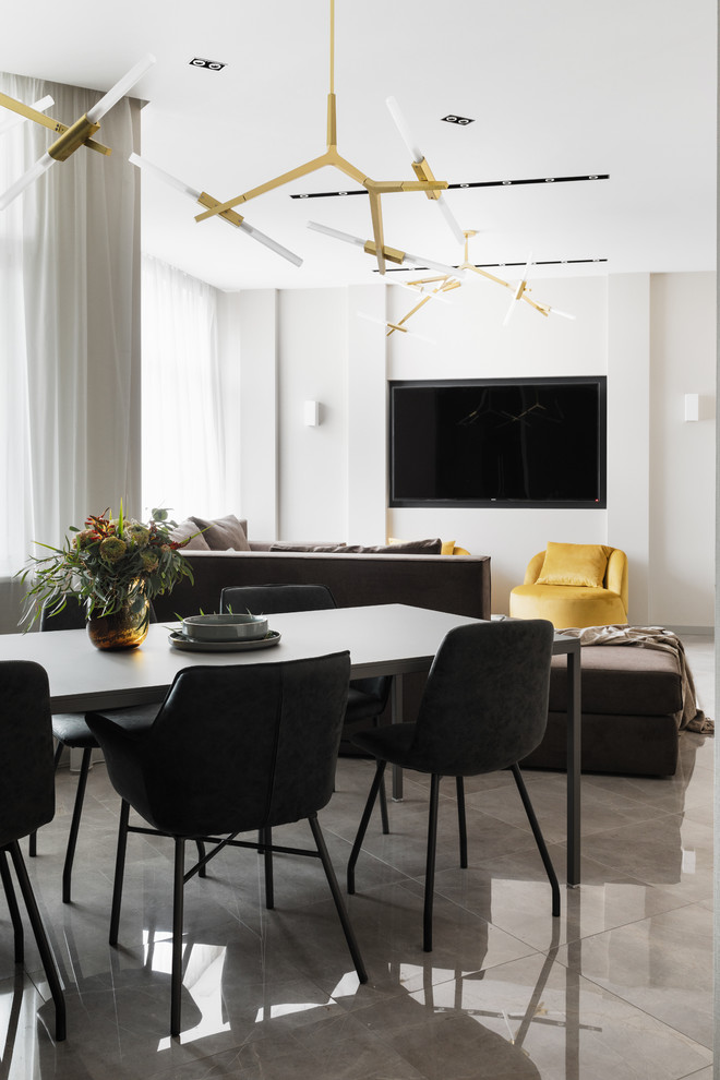 Идея дизайна: гостиная-столовая среднего размера в современном стиле с полом из керамогранита, серым полом и белыми стенами