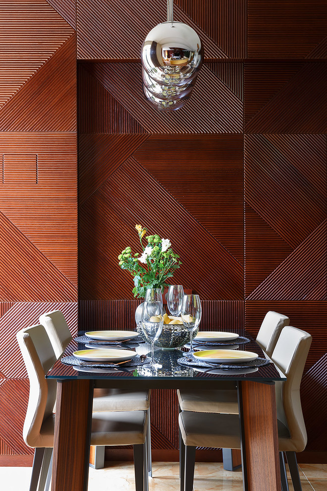 Источник вдохновения для домашнего уюта: гостиная-столовая в современном стиле с коричневыми стенами