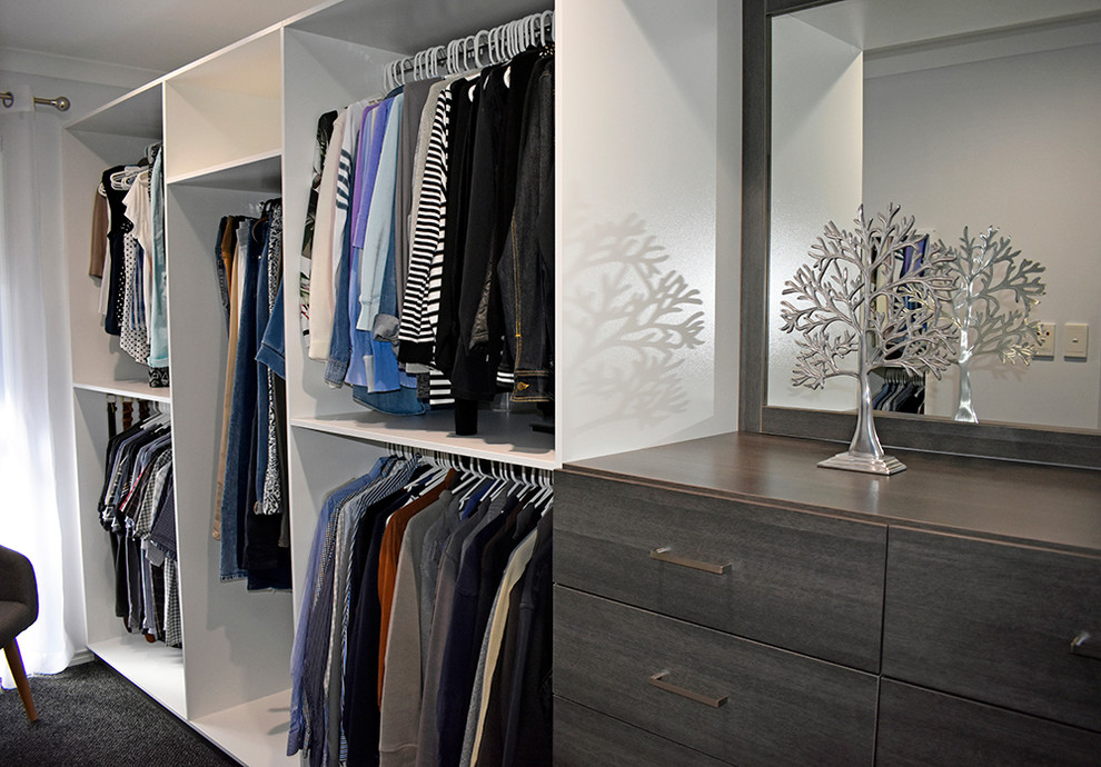 Photo of a contemporary wardrobe in Brisbane.