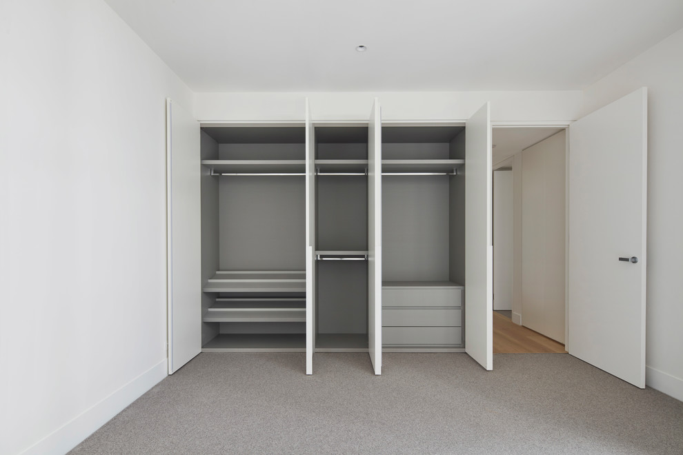 Idee per armadi e cabine armadio minimalisti