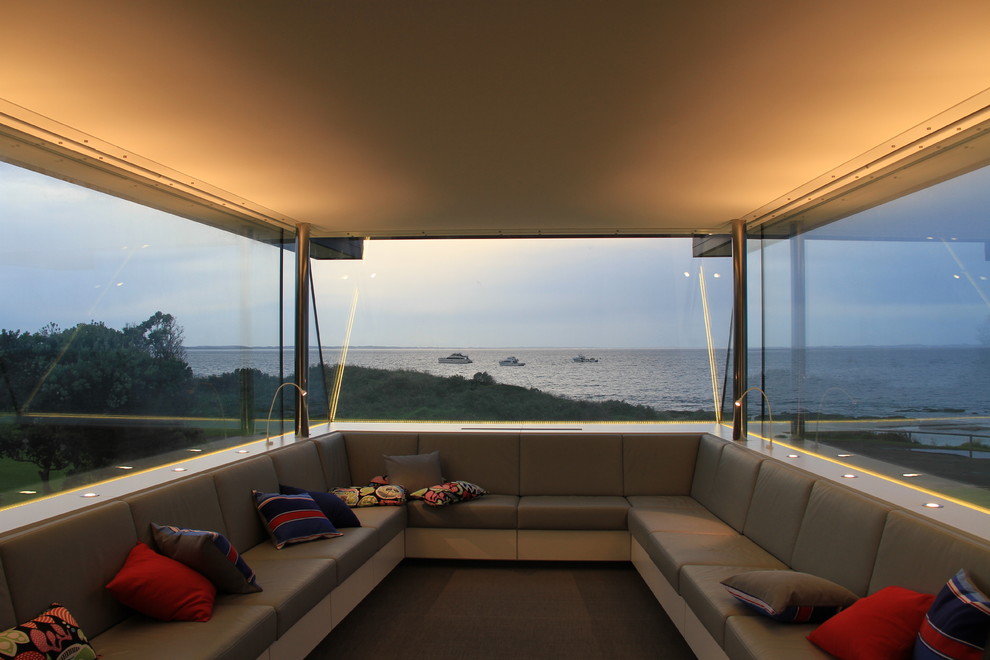 Idee per una veranda design di medie dimensioni con pavimento in vinile