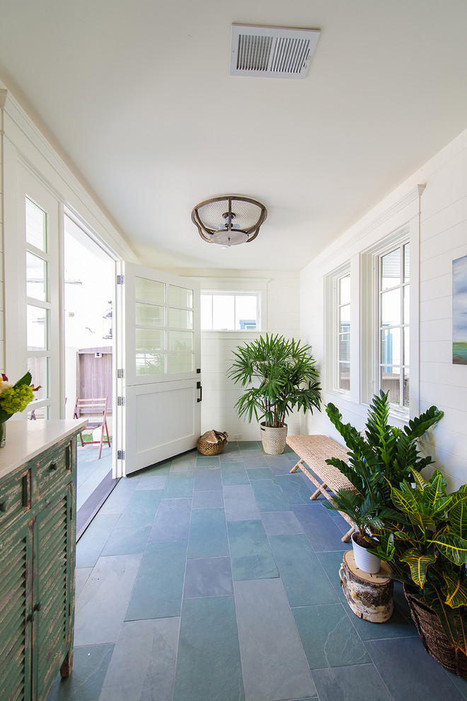 Sunroom - small coastal sunroom idea in Los Angeles with no fireplace and a standard ceiling