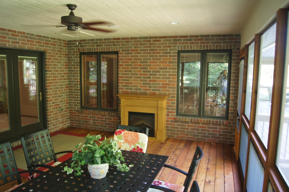 Foto di una veranda stile americano
