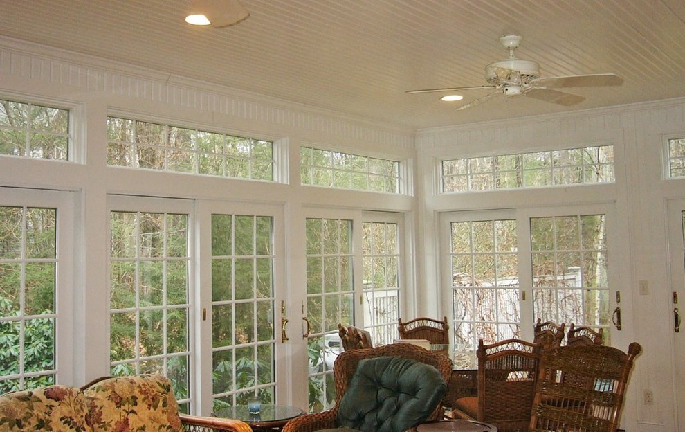 Источник вдохновения для домашнего уюта: терраса среднего размера в классическом стиле с стандартным потолком