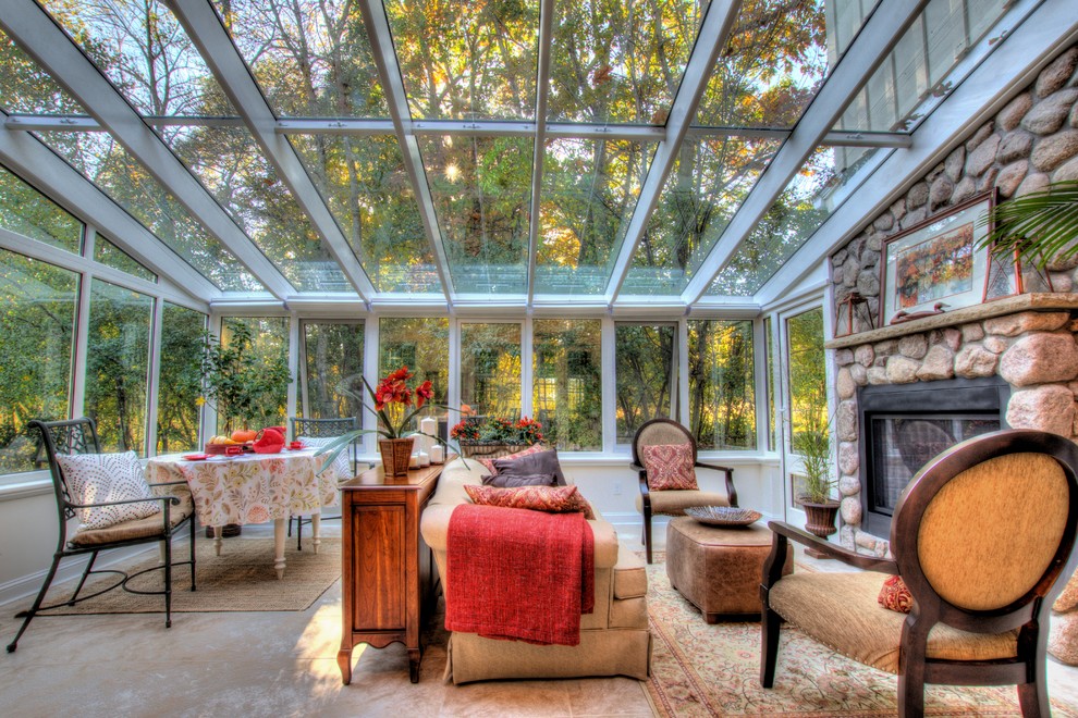 Inspiration for a traditional conservatory in Minneapolis.