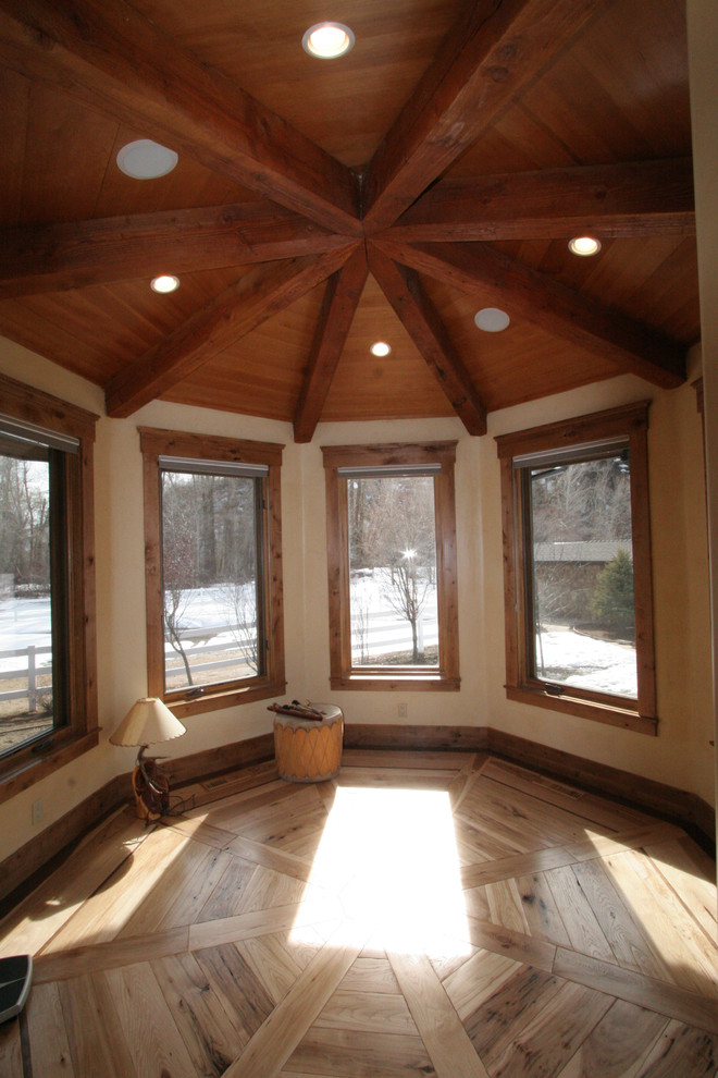 This is an example of a rustic conservatory in Salt Lake City.