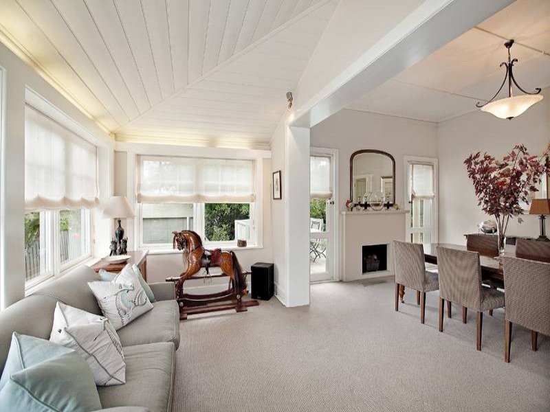 Example of a mid-sized eclectic carpeted sunroom design in Melbourne with a standard ceiling