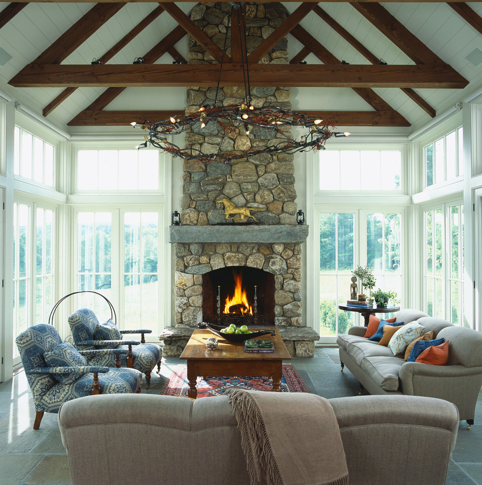 Inspiration for a timeless sunroom remodel in New York