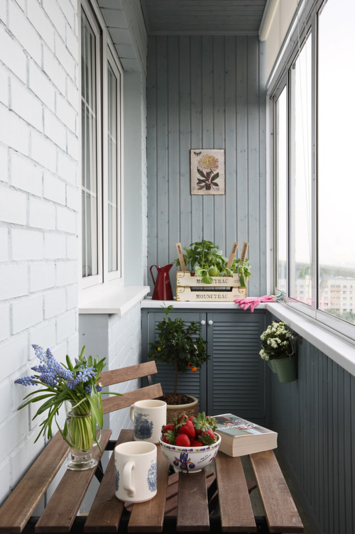 Как украсить балкон своими руками: фото идеи декора лоджии