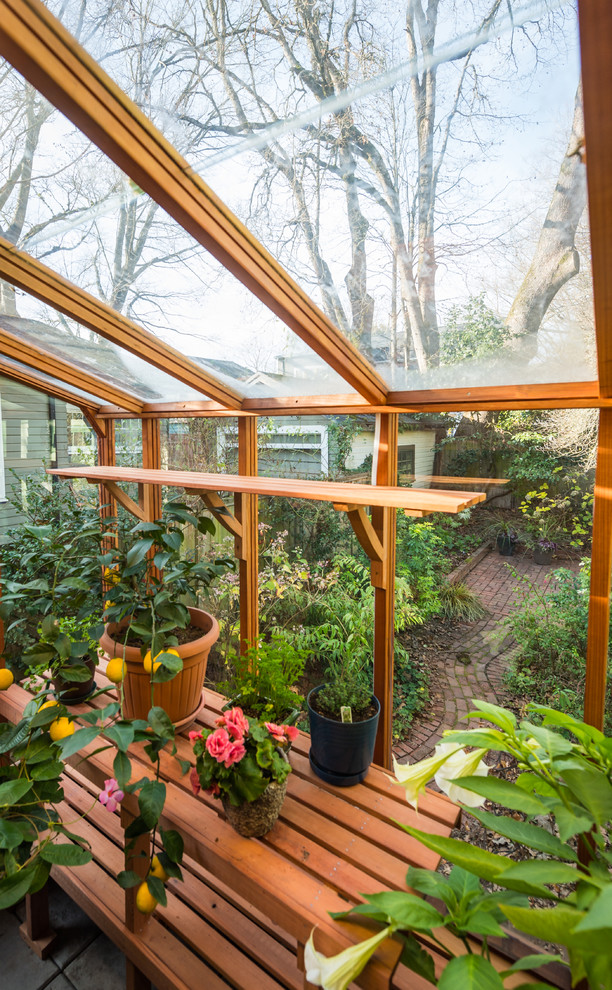 Design ideas for a classic conservatory in Portland.