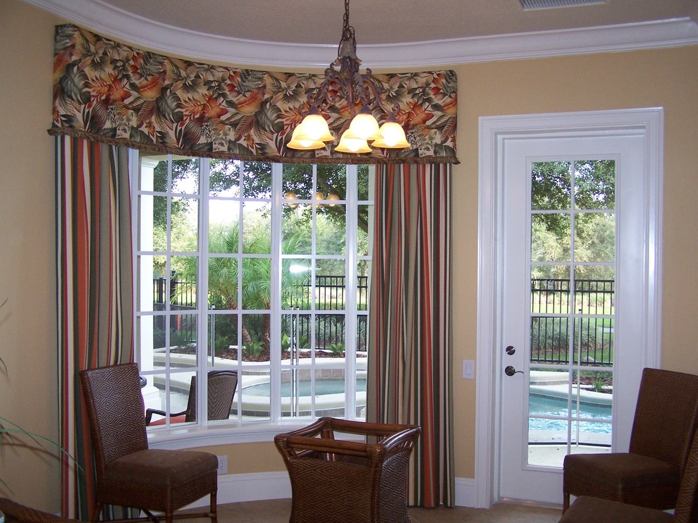 Example of a mid-sized island style sunroom design in Orlando