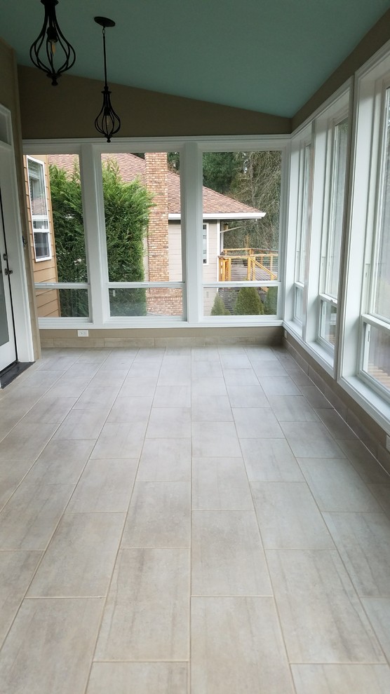Idee per una veranda minimalista di medie dimensioni con pavimento in gres porcellanato, soffitto classico e pavimento grigio