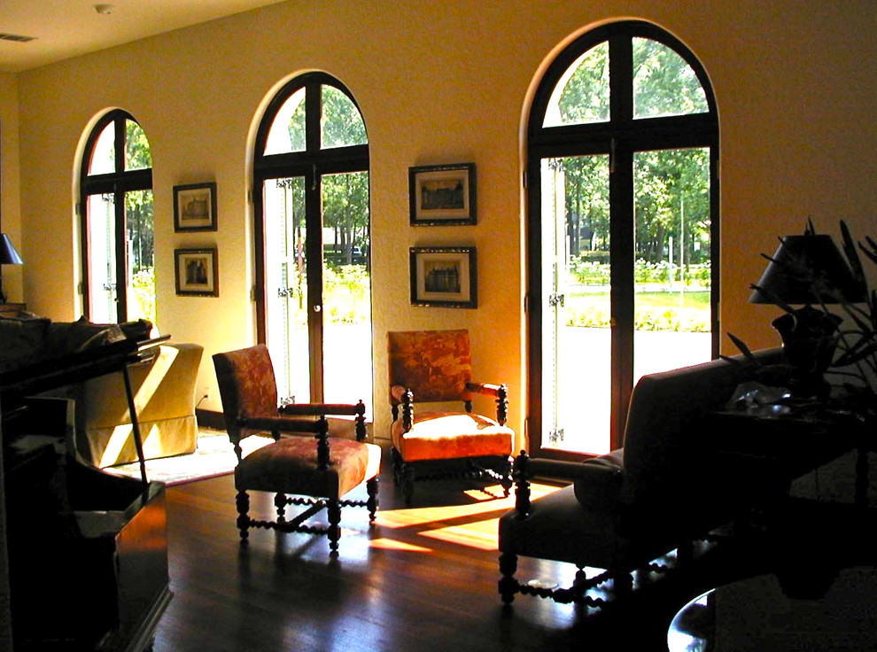 Photo of a conservatory in Houston.