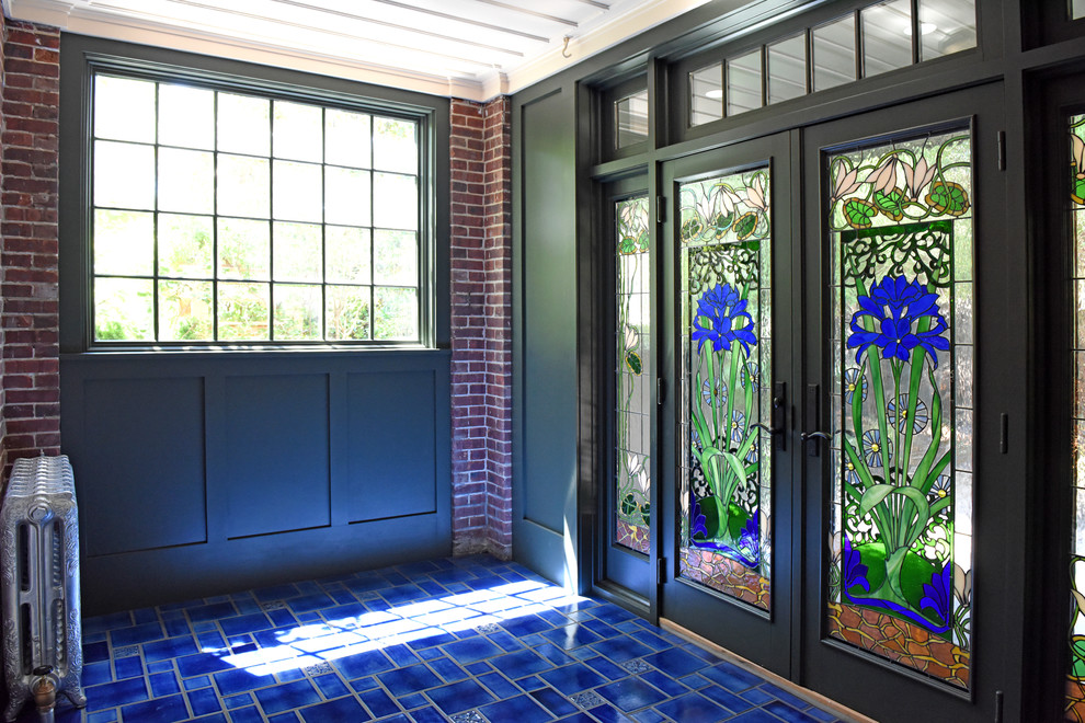 Esempio di una veranda boho chic di medie dimensioni con nessun camino, soffitto classico, pavimento in legno massello medio e pavimento blu
