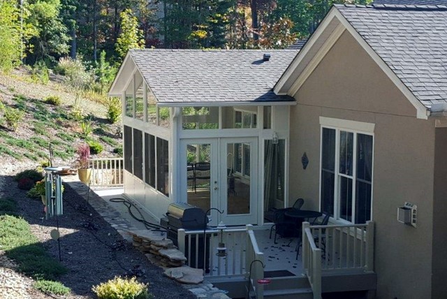 Sunroom and Deck Build Out Biltmore Lake Klassisk