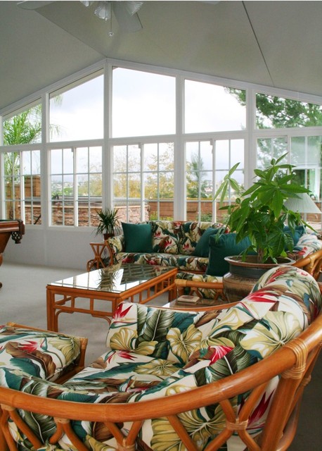 Sunroom And Patio Enclosures With Vaulted Ceilings - Moderno - Galería ...