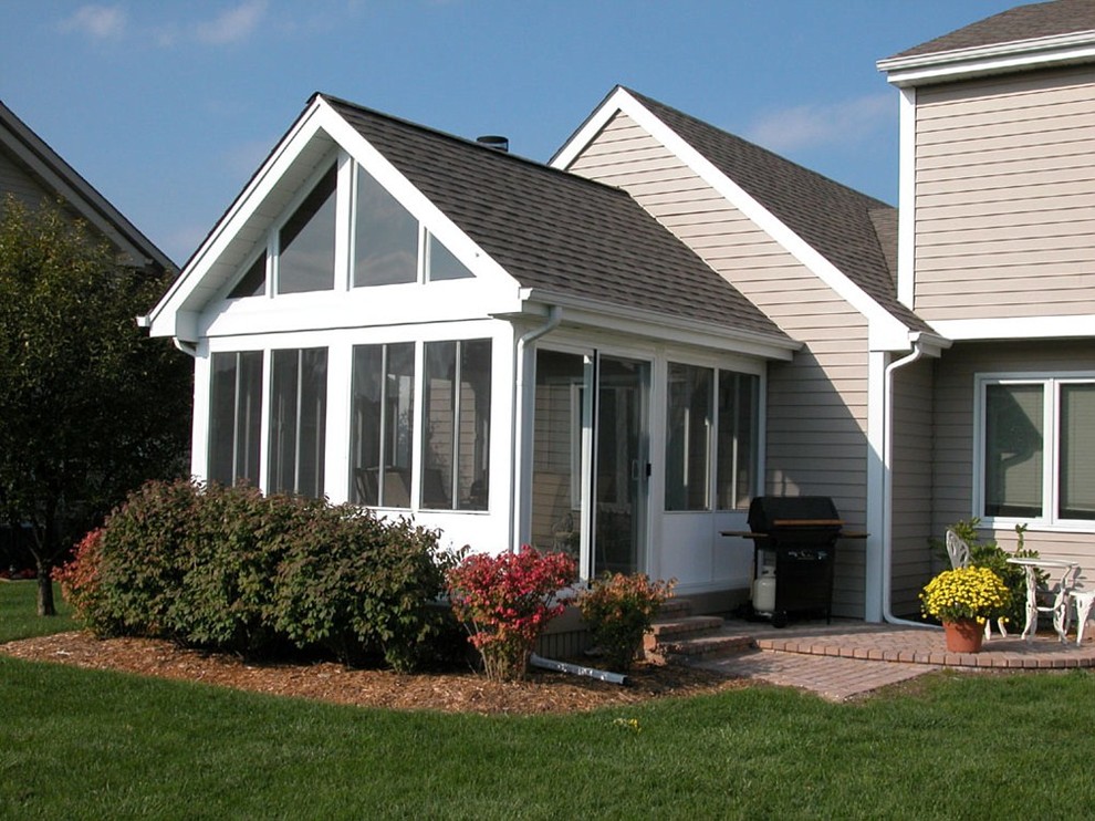 Sunroom and patio enclosures with vaulted ceilings Modern Sunroom