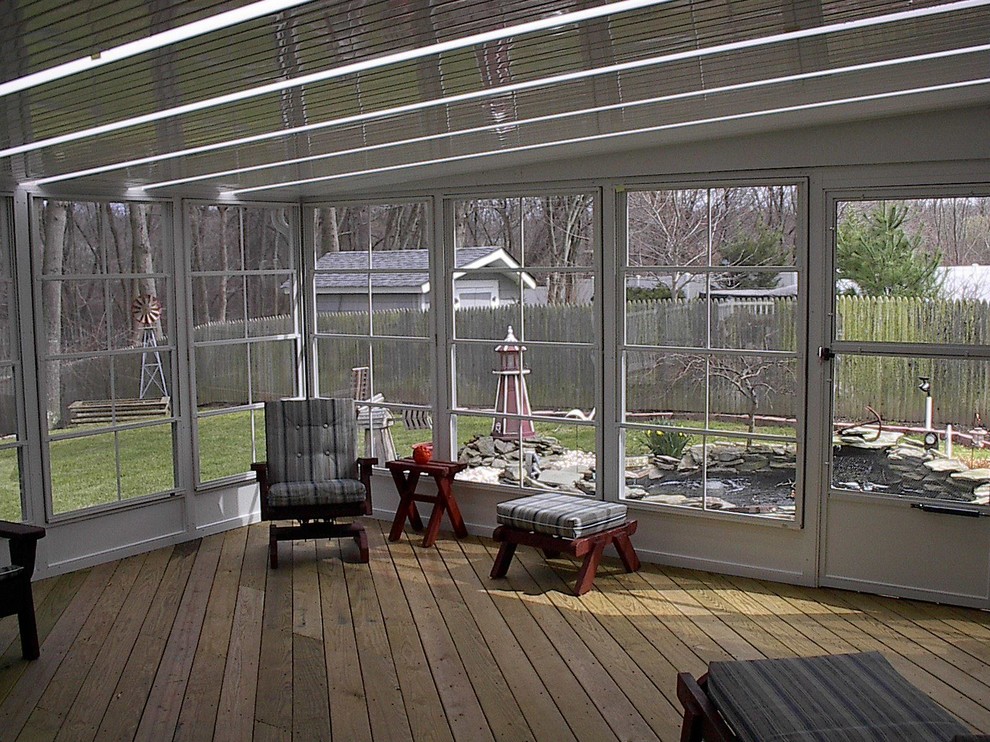 Example of a classic sunroom design in New York