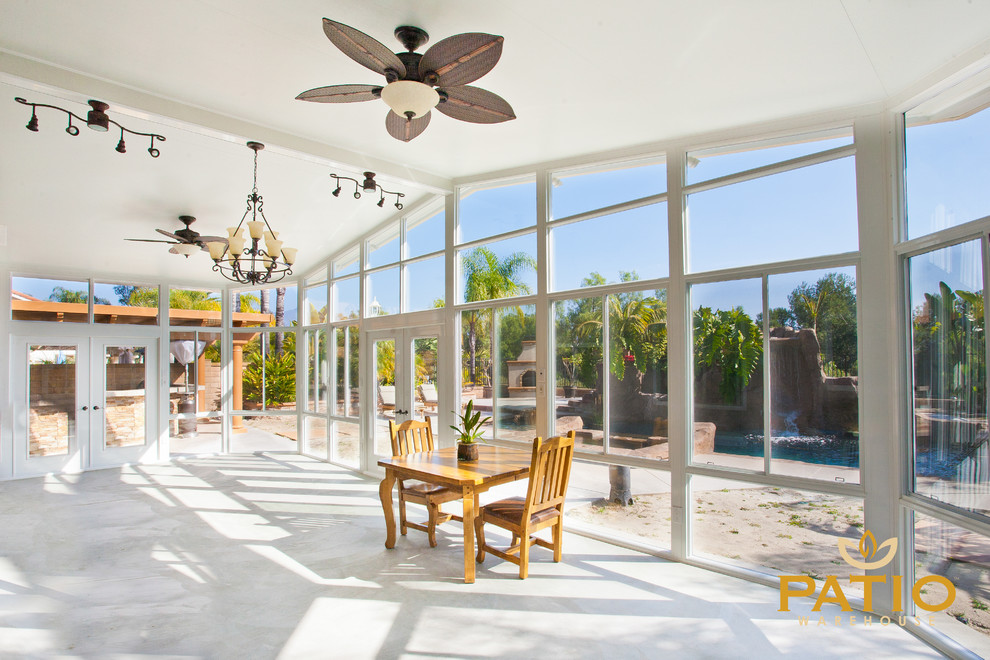 Inspiration for a large classic conservatory in Orange County.