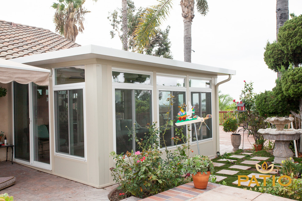 Large traditional conservatory in Orange County.