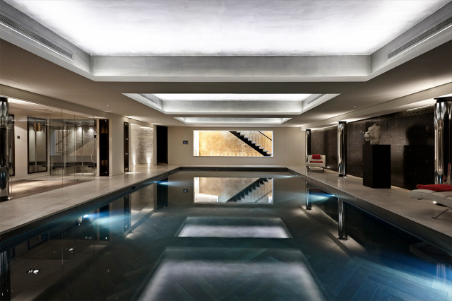 Cire - Cherry Hill - Midcentury - Swimming Pool & Hot Tub - Surrey - by ...