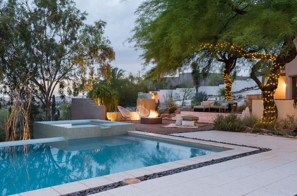 Mittelgroßer Moderner Pool hinter dem Haus in rechteckiger Form mit Betonboden in Phoenix