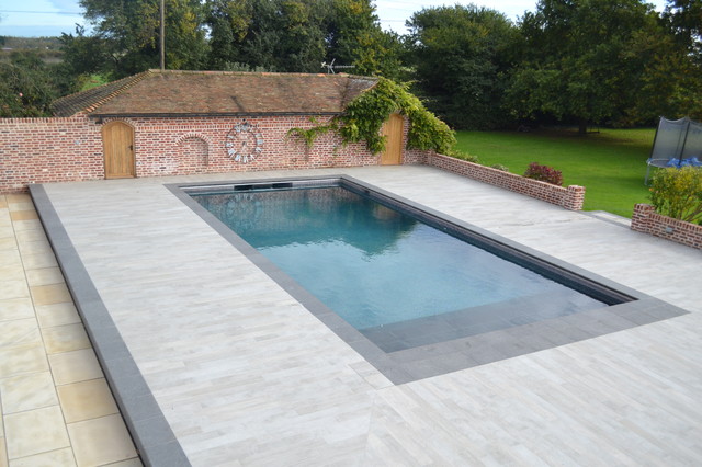 Is swimming cardio picture