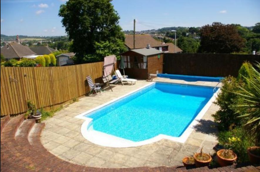 Inspiration for a modern swimming pool in Devon.