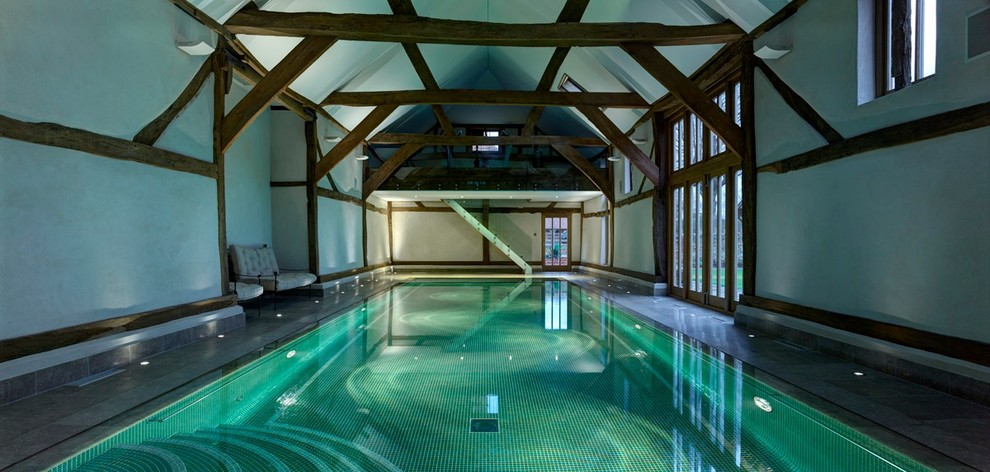 This is an example of a classic swimming pool in Cheshire.