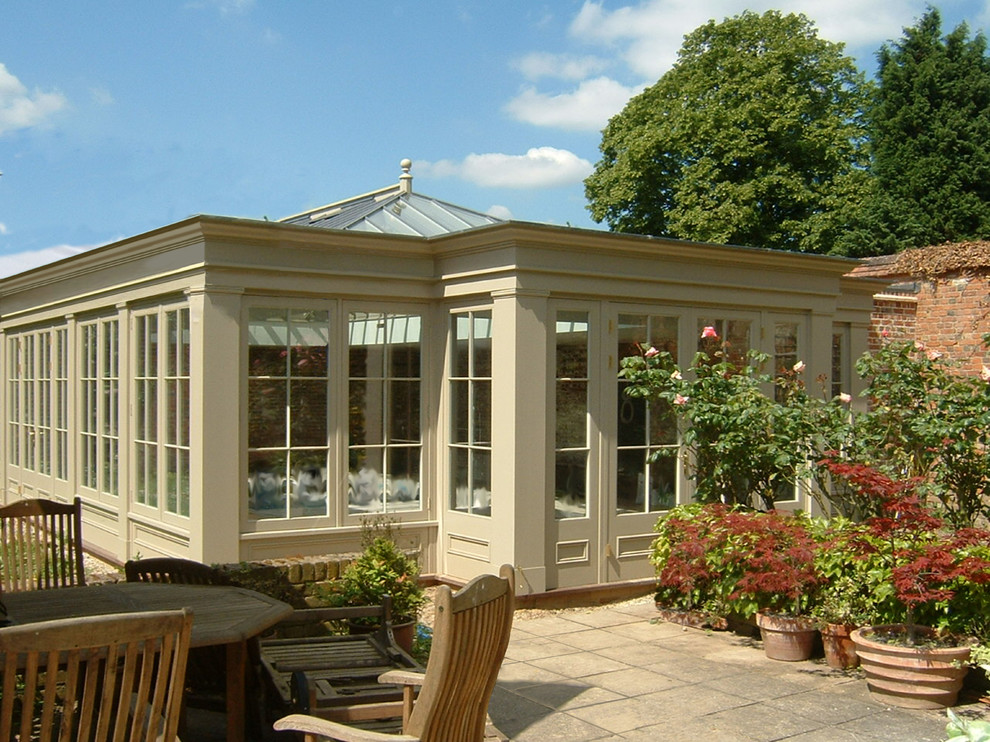 Westbury Pool House Contemporary Swimming Pool & Hot Tub Essex