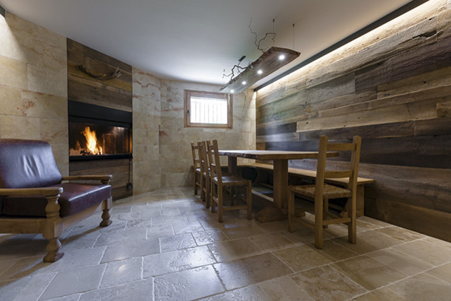 Vista Interna Della Taverna Moderno Taverna Altro Di Viel Emozione Pietra Houzz