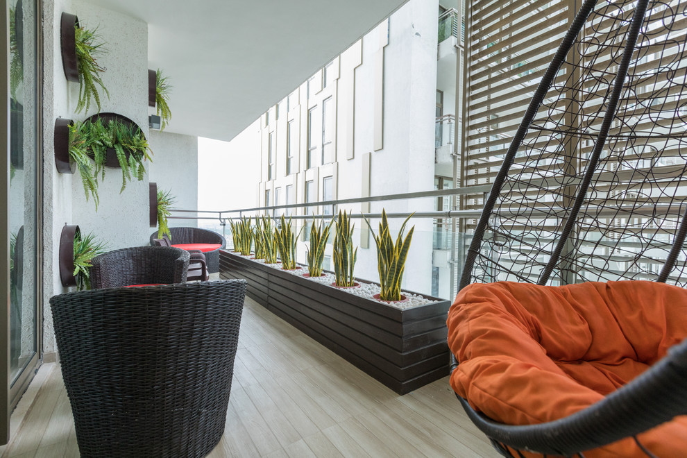 Источник вдохновения для домашнего уюта: балкон и лоджия в современном стиле