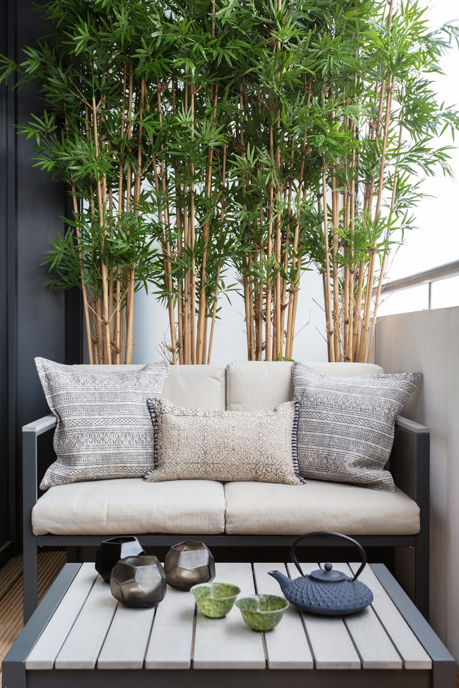 Deck - mediterranean deck idea in London
