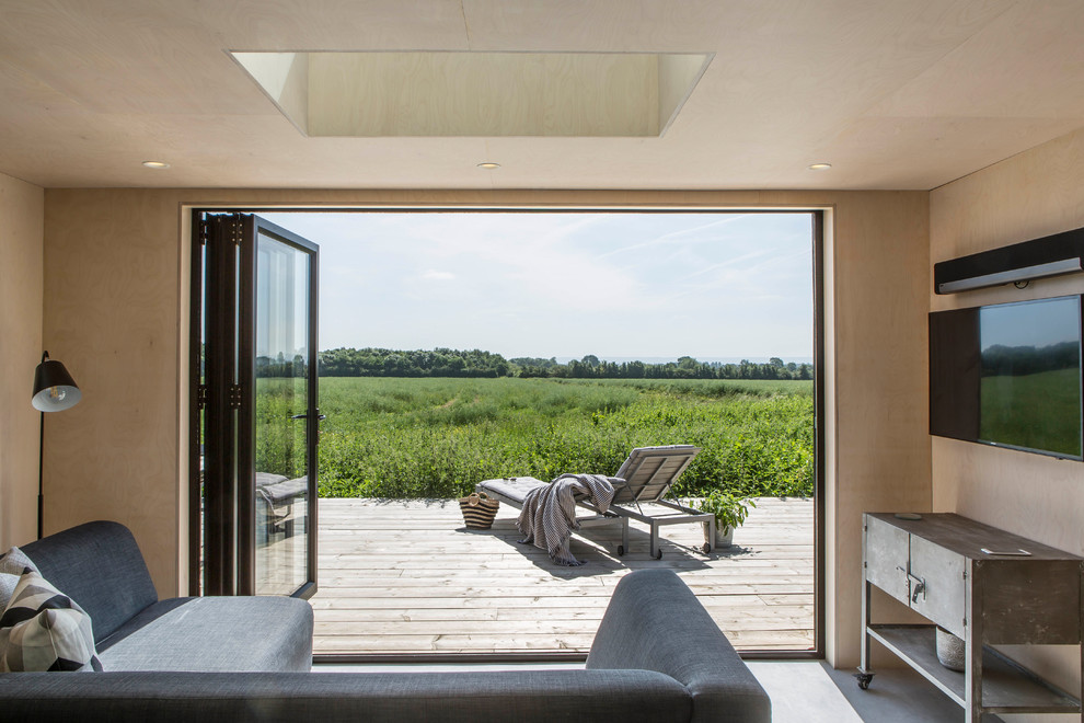 Photo of a small scandi terrace in Oxfordshire.