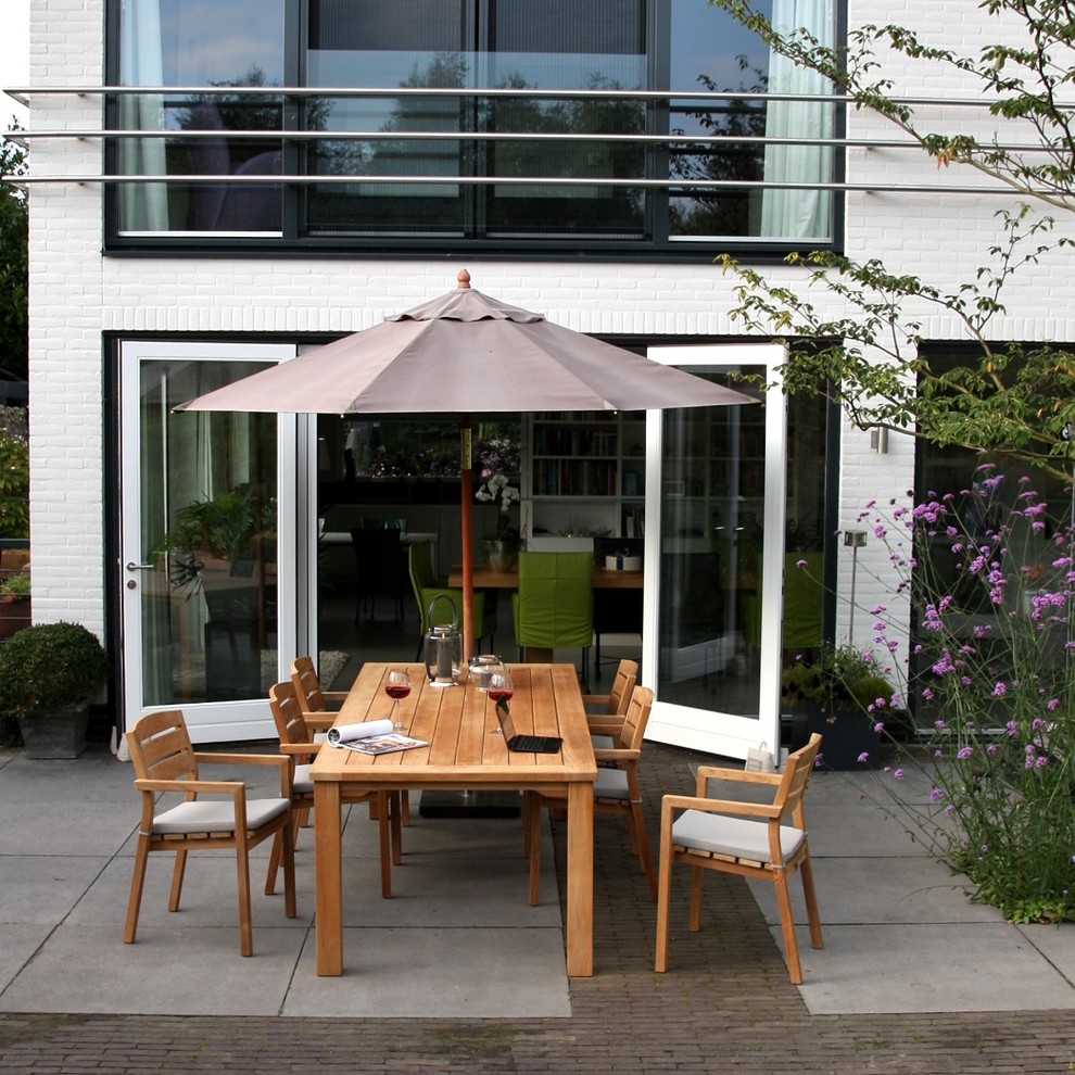 Design ideas for a medium sized scandi back terrace in Other with no cover.
