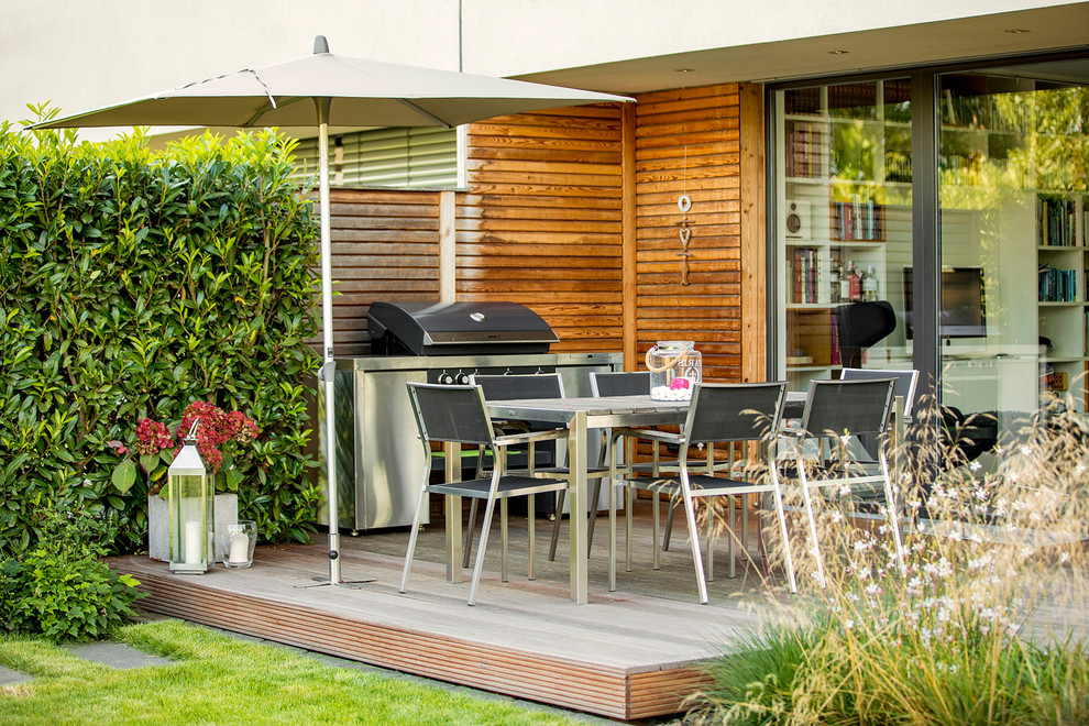 Moderner Privatgarten in Willich Modern Terrasse Düsseldorf von